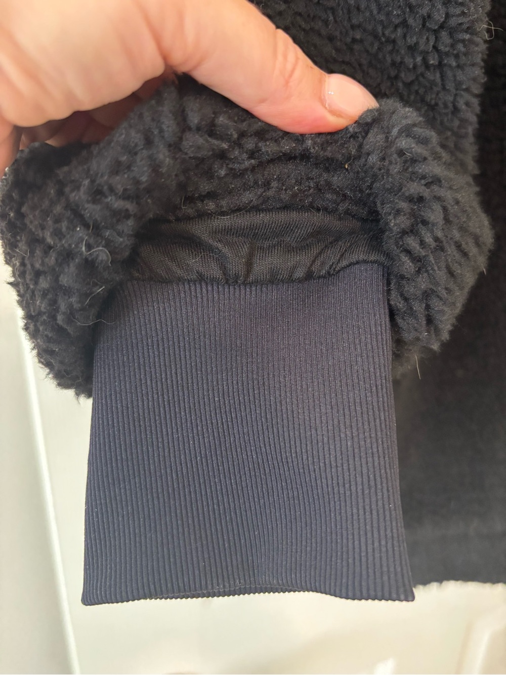Varley Black Sherpa Mid Length Jacket with Zip Pocket - Picture 5 of 5